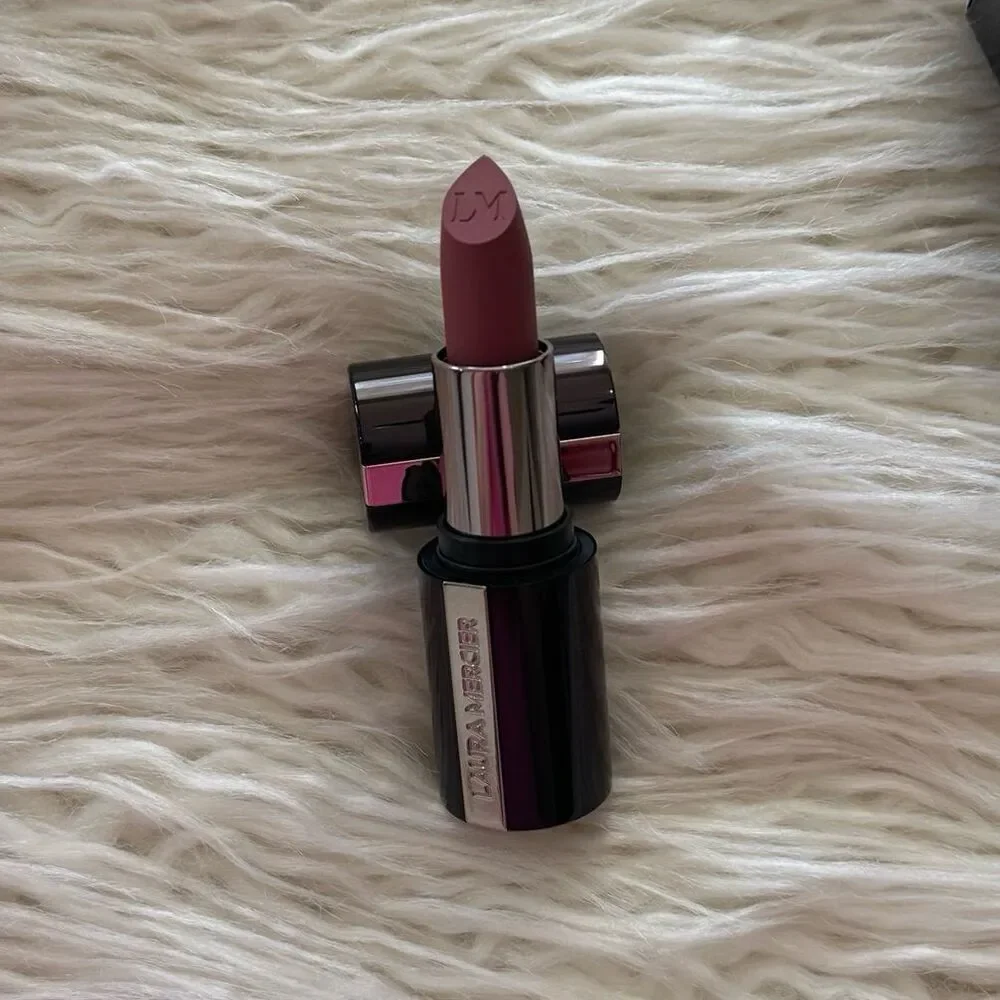 laura mercier